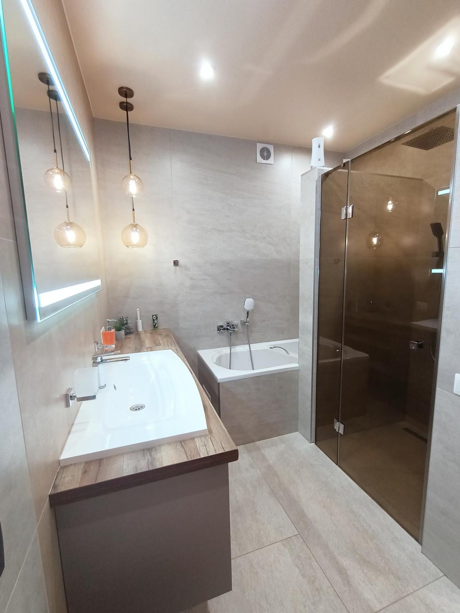 2К Шикарний Люкс! Apartment Khmelʼnytsʼkyy Екстериор снимка